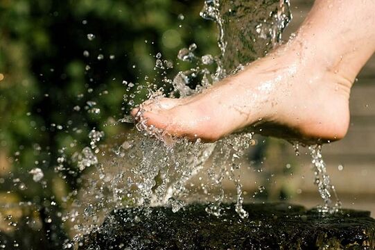 Measures for the prevention of varicose veins on the legs